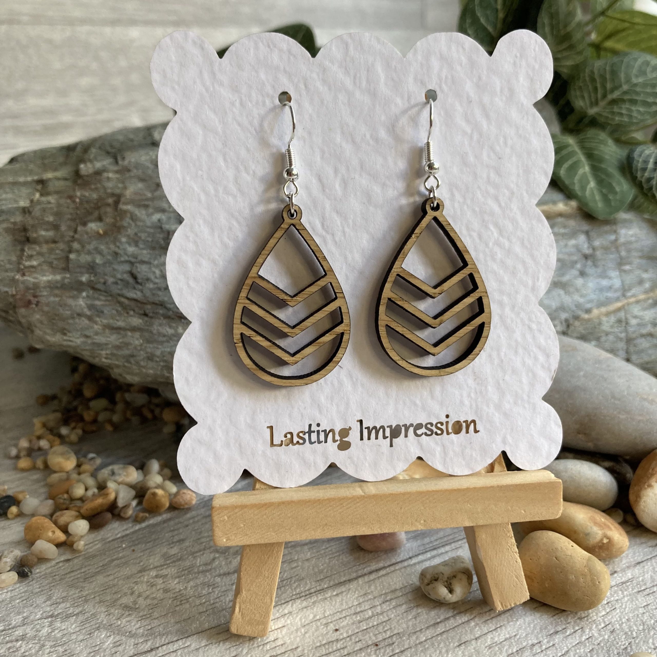 Lobo Tear Drop Chevron Oak Earring-min